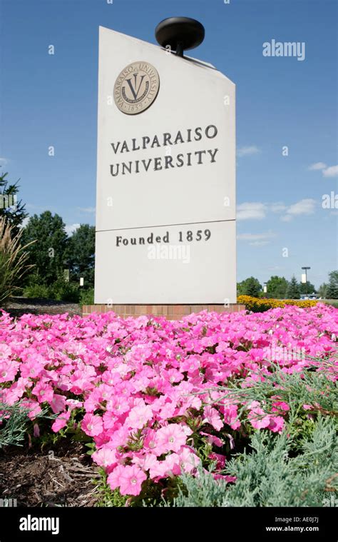 Valparaiso Indiana,Valparaiso University,campus,entrance sign ...