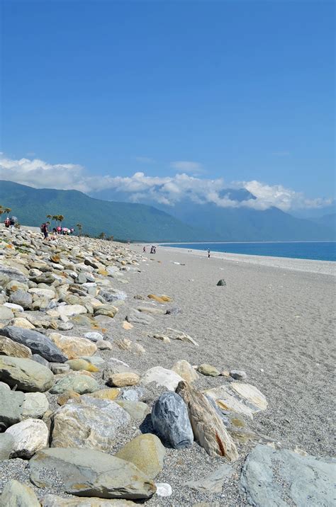 Trip To Taiwan 台湾: Hualien 花莲 - Qixingtan Scenic Area 七星潭风景区 - Just An Ordinary Girl