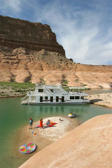 Houseboating Lake Powell, Utah | Lake powell houseboat, Lake powell houseboat rental, Lake ...