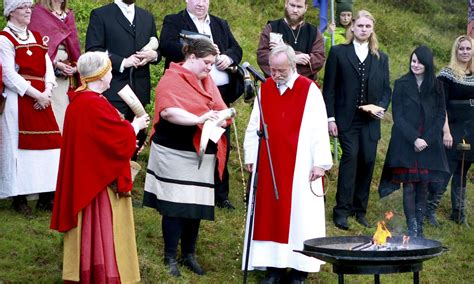 Iceland to build first temple to Norse gods since Viking age | Paganism, Viking age and Vikings