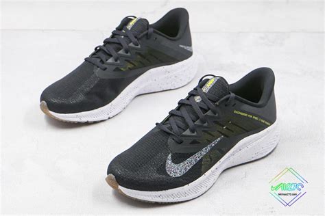 Nike Quest 3 Black Iron Grey White Running Shoes