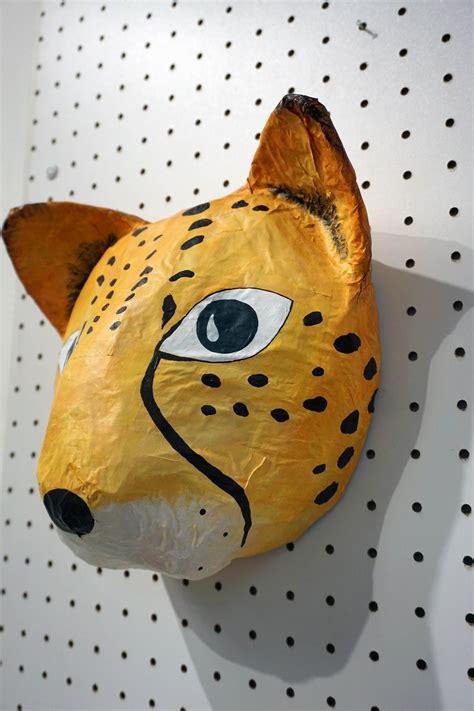 Paper Mache Animals, Paper Mache Art, Paper Mache Projects, Giraffe Head, Magic Gift, Animal ...