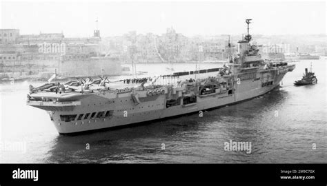 Royal Navy - HMS Indomitable 92, a modified Illustrious-class aircraft ...