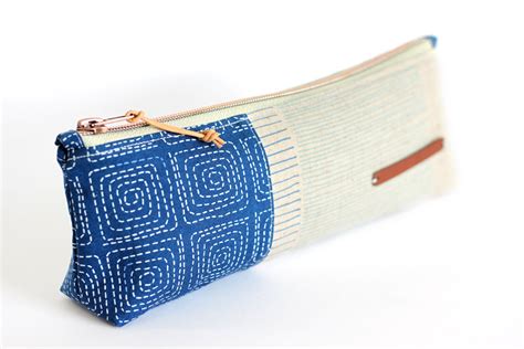 Canvas Pencil Pouch in Breeze – Free Pattern from Noodlehead