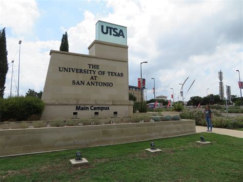 4.8 ⭐ The University of Texas at San Antonio Reviews by Real Customers 2023