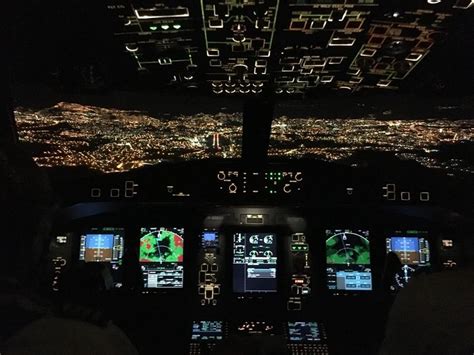 ATR-72/600 cockpit | Aeronave, Aviação, Aeroportos