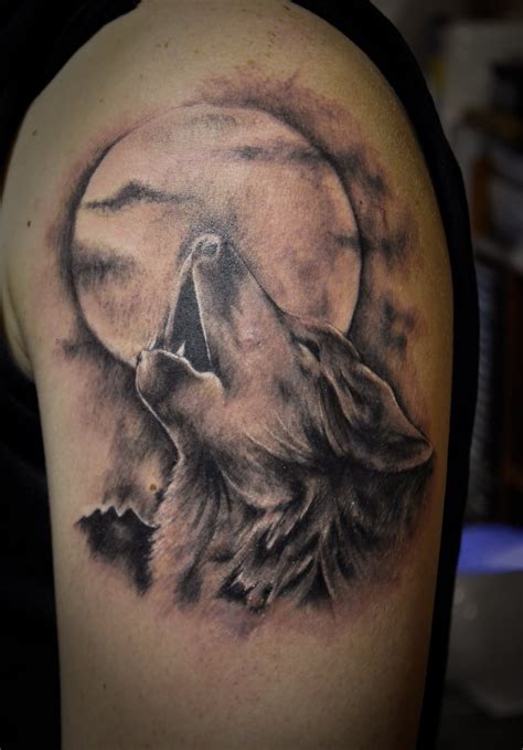 48 Powerful Wolf Tattoo Designs (Tribal, Traditional, & Lone Wolf Tattoos) | StylesWardrobe.com