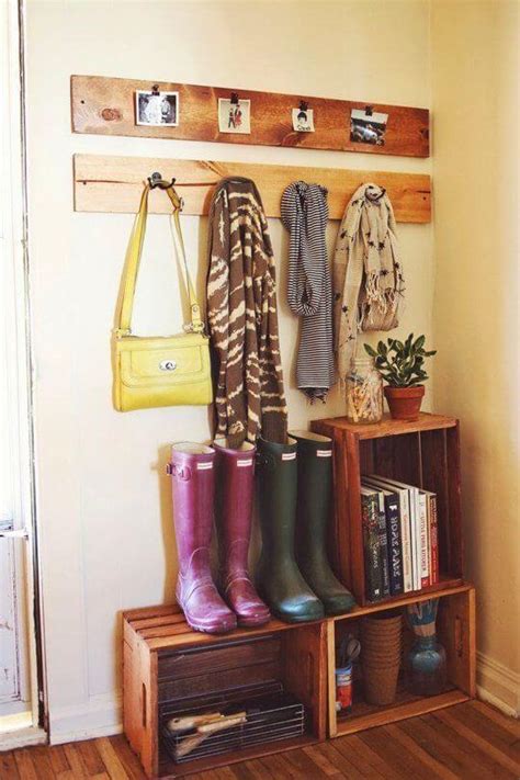 30-DIY-Entryway-Storage-Ideas16 – TopsDecor.com