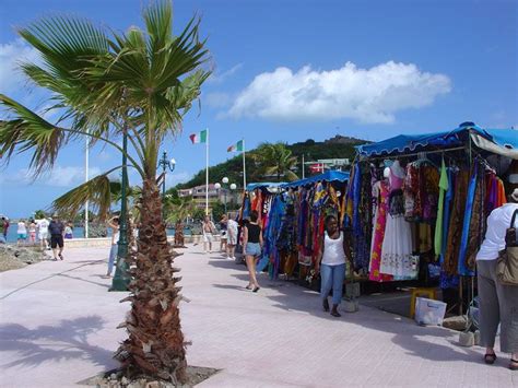 Marigot Market | Sint-Maarten Shopping | Sint-Maarten | Sint maarten, Beach trip, St martin