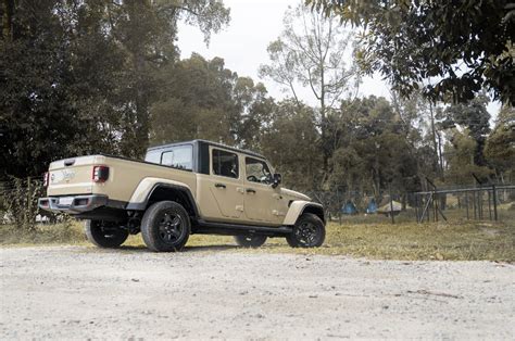 Jeep Gladiator Overland review: Truckin’ it up | Torque