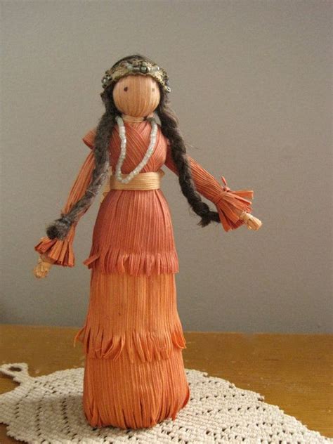 19 Beautiful Corn Husk Dolls - The Funky Stitch