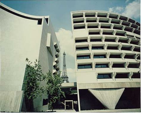 Australian Embassy, Paris - Marcel Breuer | New york architecture ...