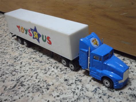 Toys R Us Semi-Trailer Truck (Toy) by ThomasAnime on DeviantArt