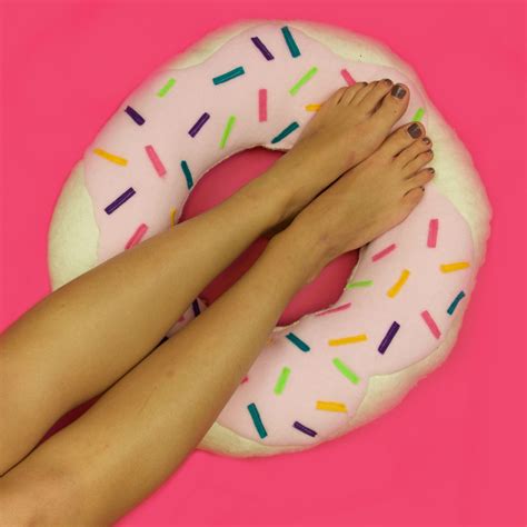 DIY Donut Pillow - A Little Craft In Your Day | Donut pillow, Diy donuts, Gifts for teens