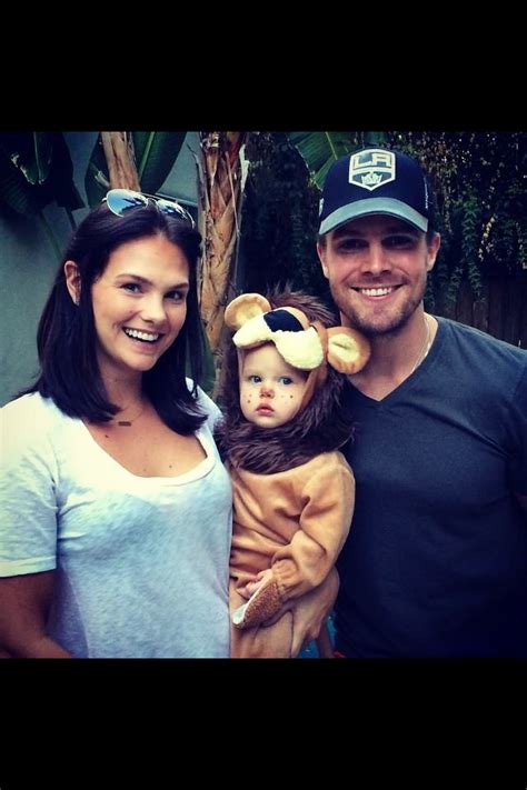 Stephen Amell with family | Stephen amell, Stephen amell arrow, Animal halloween costumes