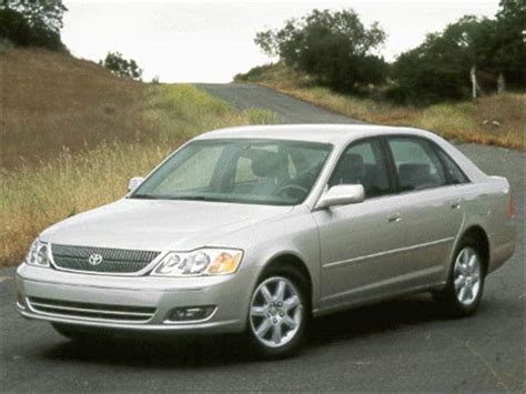 Used 2000 Toyota Avalon XLS Sedan 4D Pricing | Kelley Blue Book