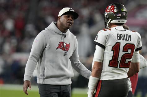 Buccaneers fire offensive coordinator Byron Leftwich, 5 other assistant ...