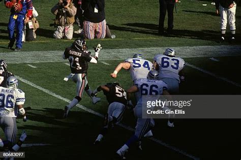 Deion Sanders 1991 Photos and Premium High Res Pictures - Getty Images