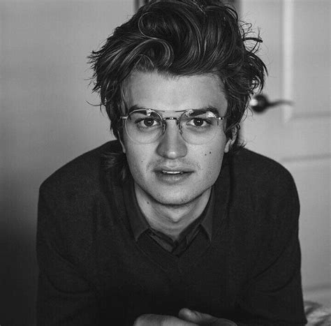 Stranger Things Joe Keery, Steve Harrington Stranger Things, Long Island, Joe Kerry, Beautiful ...