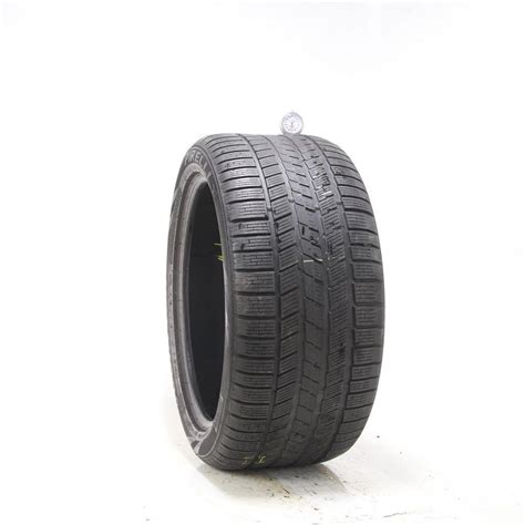 Set of (2) Used 315/35R20 Pirelli Scorpion Ice & Snow Run Flat 110V - 7/32 | Utires