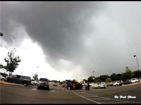 Time lapse of approaching storm. HEB store Dripping Springs, Texas - YouTube