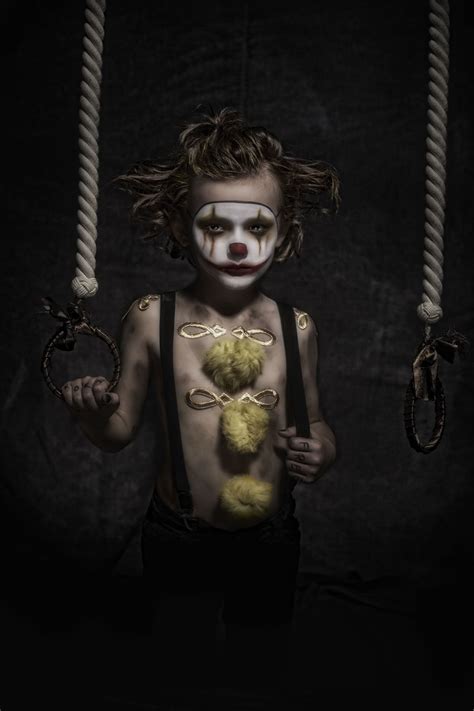 Pin by Mirza Ribic on ♥️DaRk♥️NiGhT CirCuS♥️ | Dark circus, Creepy ...