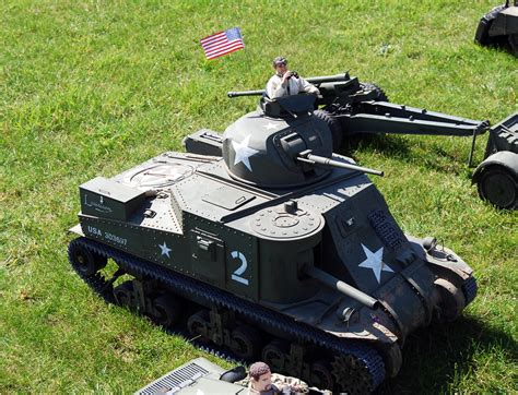 Radio controlled model Lee Tank, Duxford Military Vehicles… | Flickr