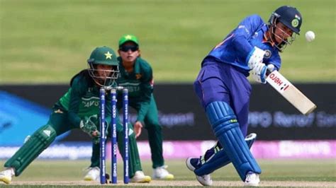 Women’s T20 World Cup: Pakistan wins toss against India, opts to bat ...