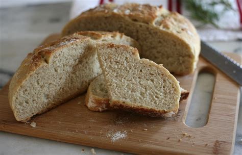 Beginner's Guide to Making Sourdough Bread | Sourdough bread, Berries ...