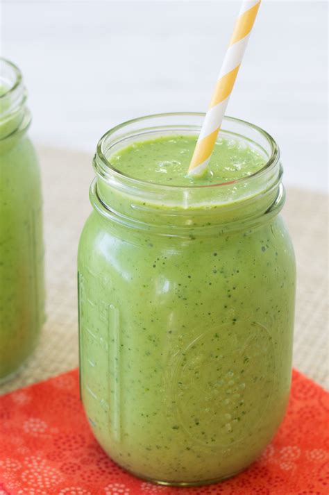 Kale Smoothie - Kristine's Kitchen