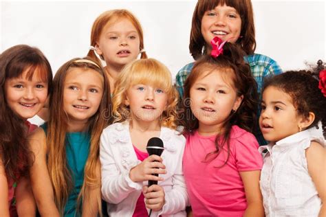 Close Shots Of Kids Singing Stock Image - Image of five, indoors: 33584217