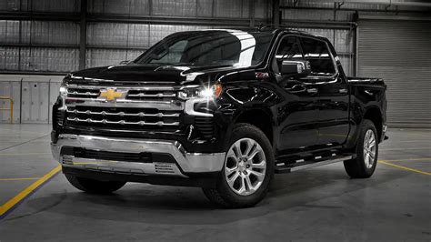 2023 Chevrolet Silverado 1500 price and specs: Facelift due next year ...