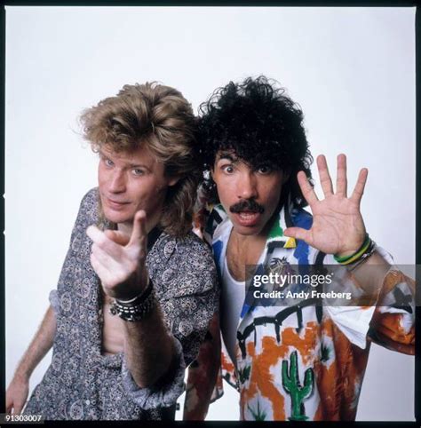 133 Hall And Oates 1985 Photos & High Res Pictures - Getty Images