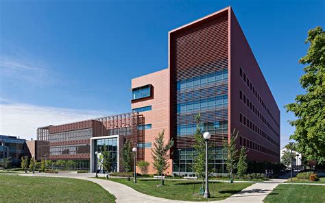 Electrical and Computer Engineering Building | SmithGroup