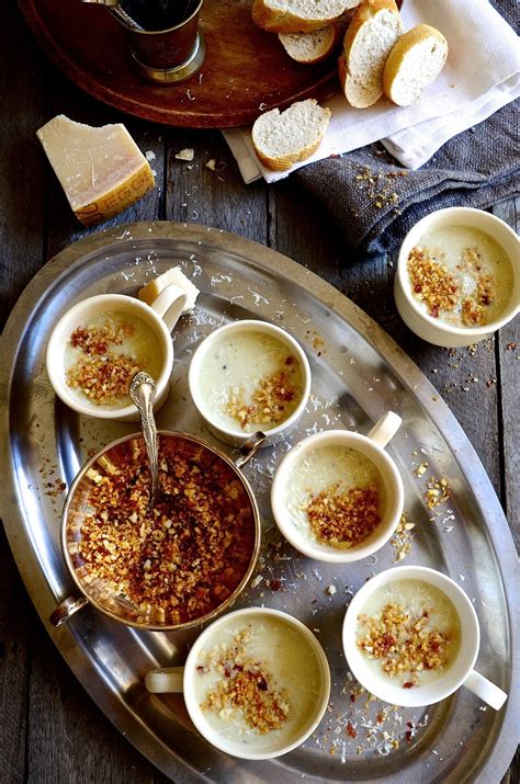 Vichyssoise soup with bacon and parmesan crumble | Bibbyskitchen recipe