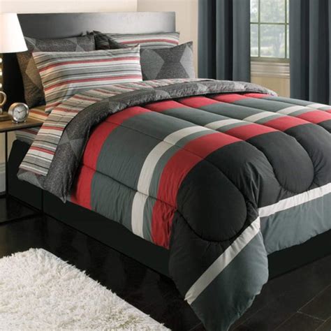 Black And Red Comforter Set / 14 Stunning Red Black And White Bedding ...