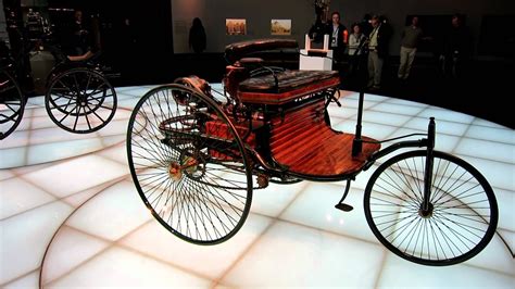 1886 Benz Patent Motor Car at Mercedes-Benz Museum - YouTube