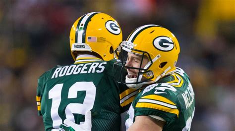 Aaron Rodgers: Jordy Nelson defends Packers QB over ‘comical’ shots