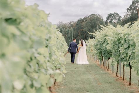 Llanerch Vineyard Wedding Photography | Zelda Rhiannon