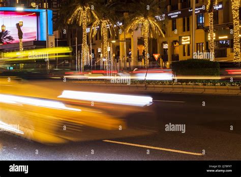 Dubai, UAE - 05.02.12.2020 Night streets of a city Stock Photo - Alamy