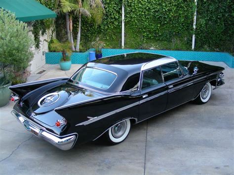 1961 Chrysler Imperial LeBaron - Information and photos - MOMENTcar