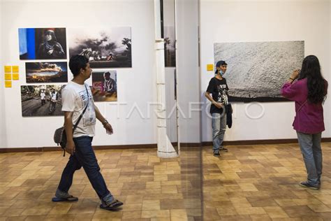 PAMERAN FOTO UNPUBLISHED | ANTARA Foto