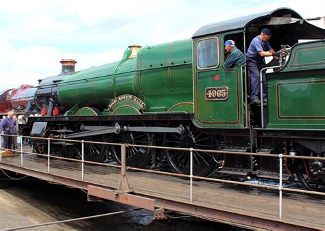 GWR 4900 'Hall' Class 4965 'Rood Ashton Hall' | Preserved an… | Flickr