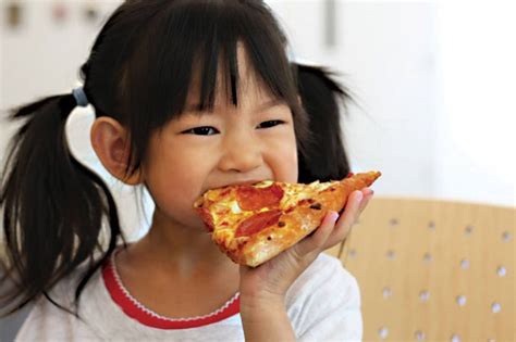 Qué es la comida basura y cómo evitarla en la familia