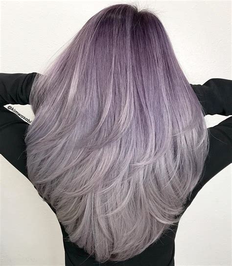 40 Bombshell Silver Hair Color Ideas - Hair Adviser