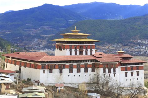 Rinpung Dzong Monastery | Paro Dzong | Sacred place of Paro