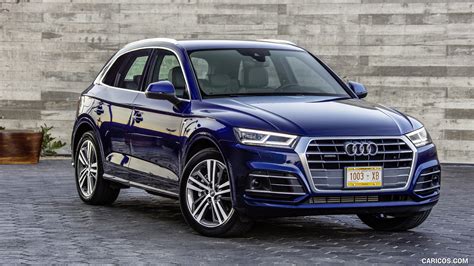 Audi Q5 | 2018MY TFSI quattro (Color: Navarra Blue) | Front Three-Quarter