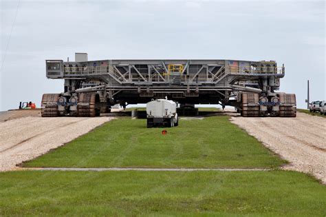 NASA's Crawler-Transporter II, the world's largest vehicle | Commercial Carrier Journal