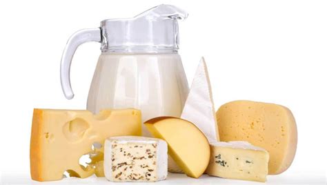 FDA reopens comment period on milk rule for some cheeses | Food Safety News