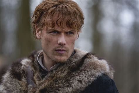 Watch a tongue-tied Sam Heughan 'do a bit of acting' in Outlander ...